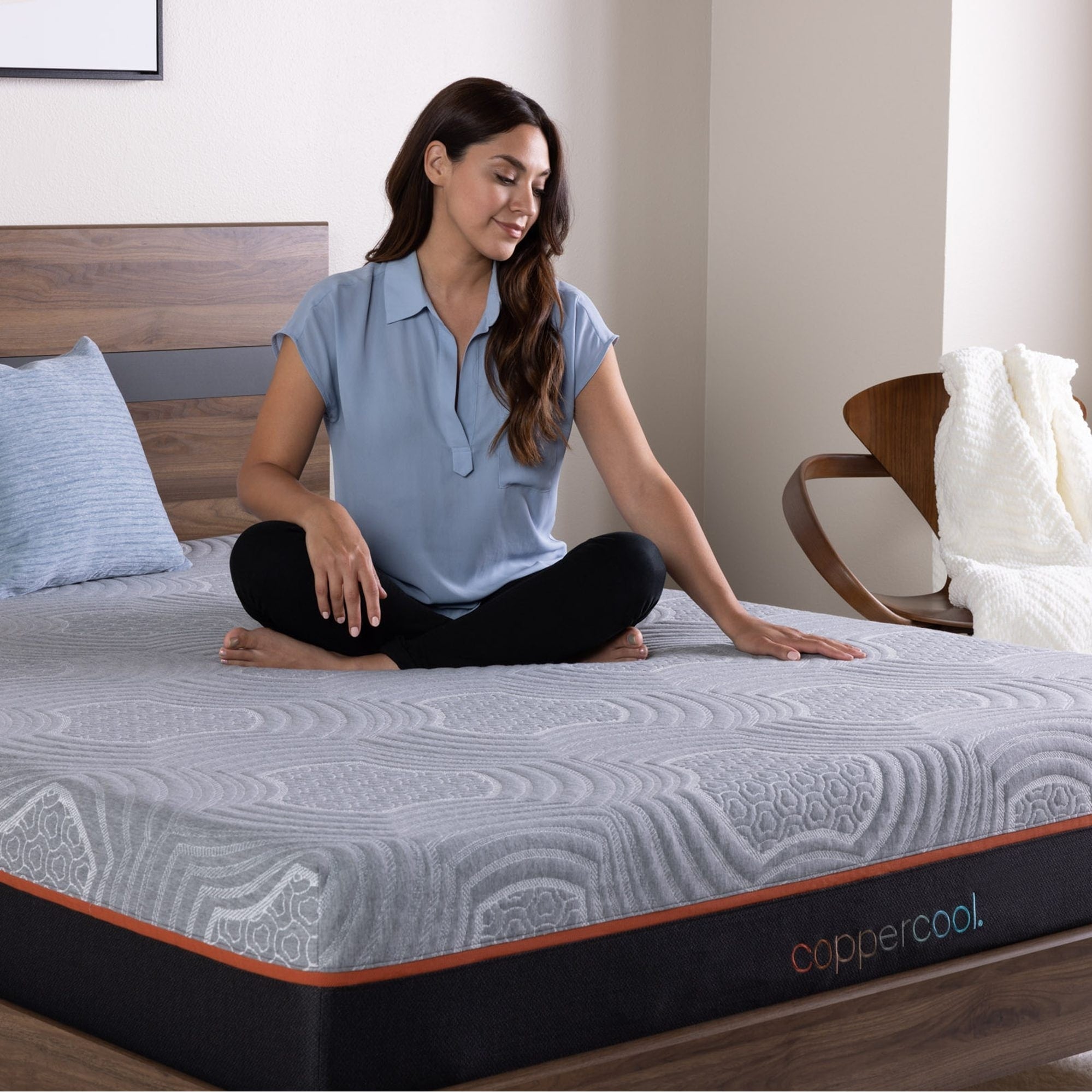 Matelas hybride de 10 pouces avec plateau en billes de gel
