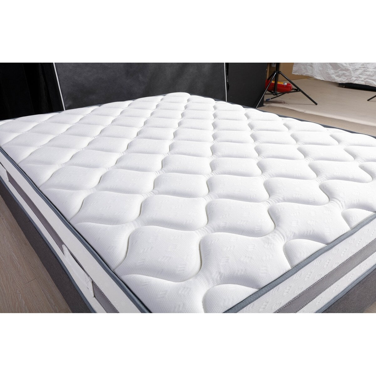 Matelas à ressorts ensachés en mousse à mémoire de forme avec gel à plateau serré (10 pièces)