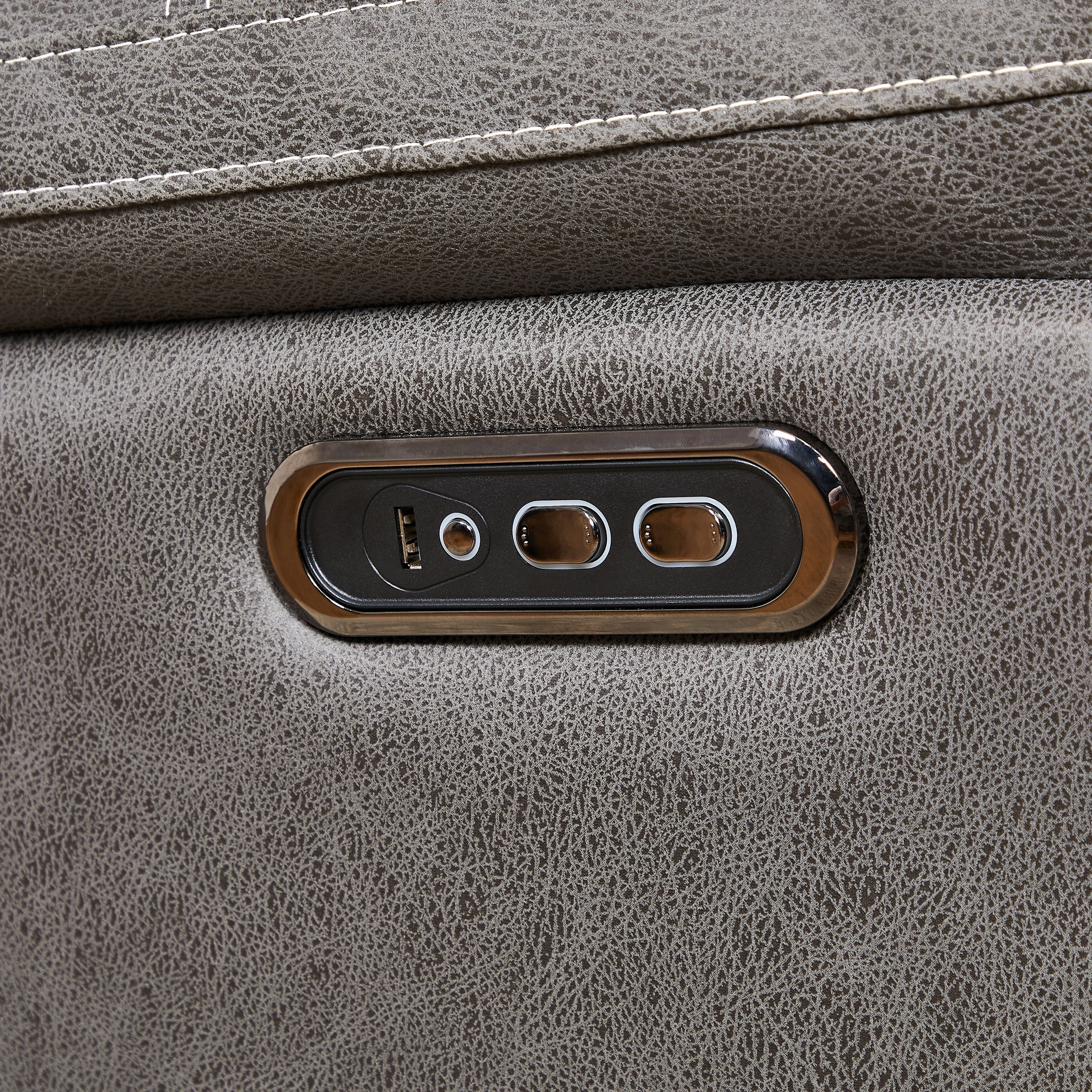 Fauteuil inclinable pivotant à 240° avec double moteur, appui-tête électrique, positions d'inclinaison infinies, ports de chargement USB et repose-pieds